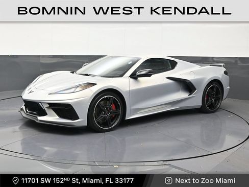 Used 2023 Chevrolet Corvette Stingray Coupe w/ Z51 Performance Package RWD image 1