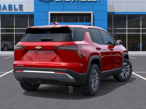 New 2026 Chevrolet Equinox LT w/ Safety and Technology Package FWD image 4