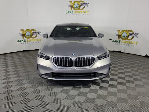 Certified 2026 BMW 540i xDrive AWD/4WD image 2