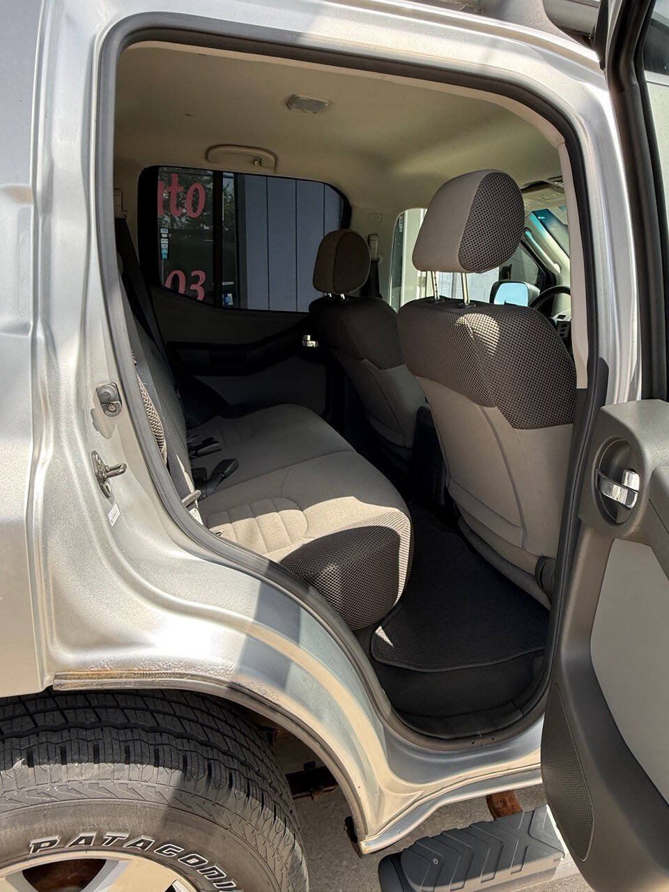 Used 2008 Nissan Xterra S w/ Supplemental Air Bag Pkg AWD/4WD image 10