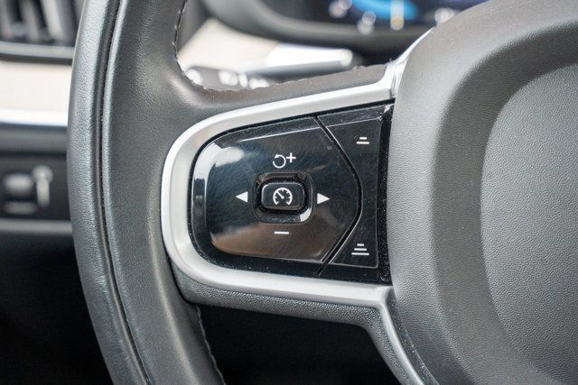 Used 2024 Volvo XC60 B5 Plus w/ Protection Package Premier AWD/4WD image 21