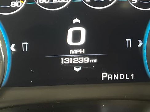 Used 2017 GMC Sierra 2500 Denali image 3