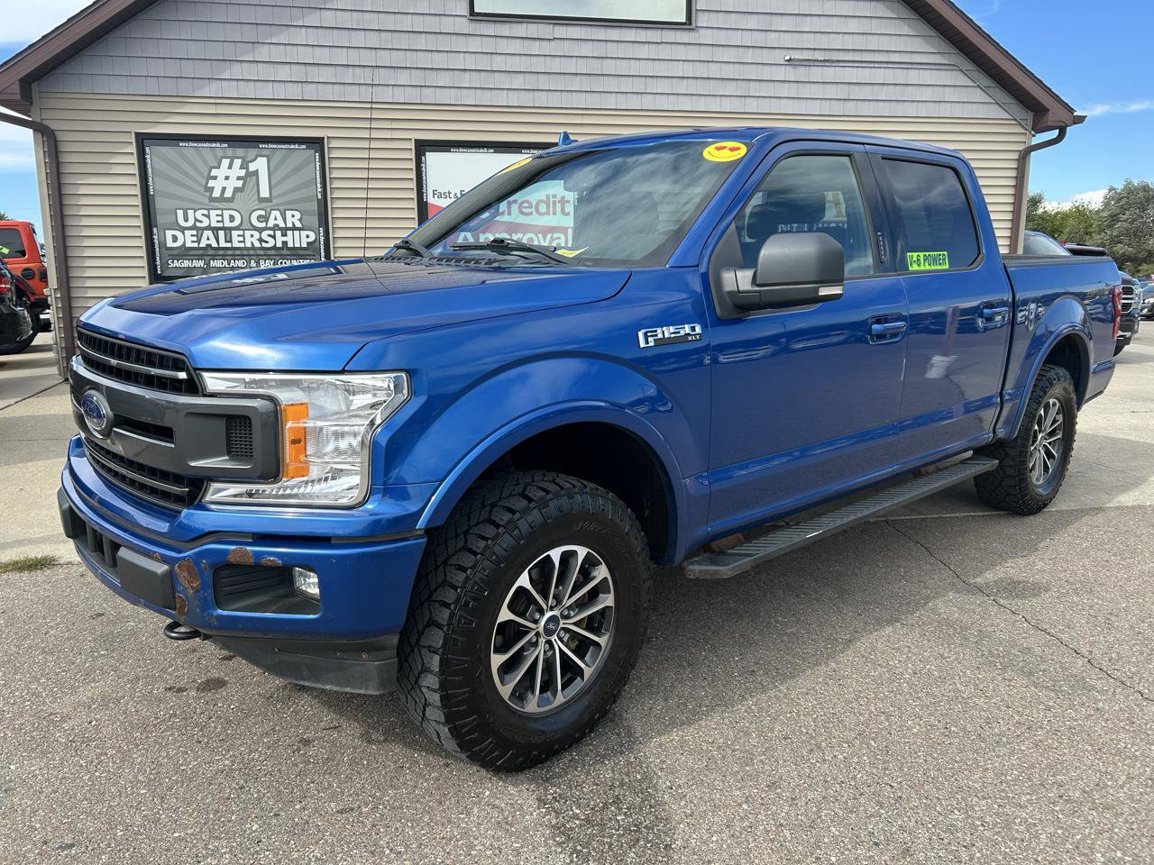 Used 2018 Ford F150 XLT w/ Equipment Group 302A Luxury AWD/4WD image 3