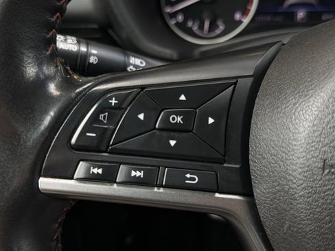 Used 2022 Nissan Sentra SR w/ Trunk Package FWD image 25