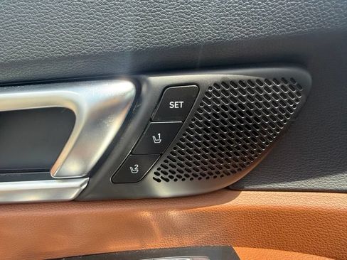 Used 2025 Kia Telluride SX Prestige X-Pro AWD/4WD image 8