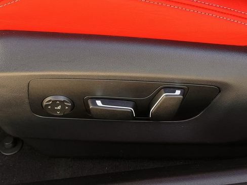 Used 2026 BMW M5 w/ Carbon Package image 25