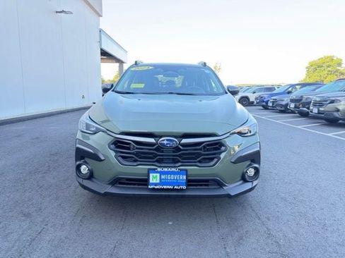 Used 2024 Subaru Crosstrek 2.5i Limited AWD/4WD image 3