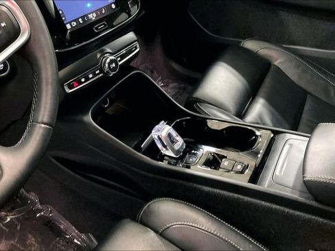 Certified 2023 Volvo XC40 B5 Plus w/ Driver Assist Package image 16