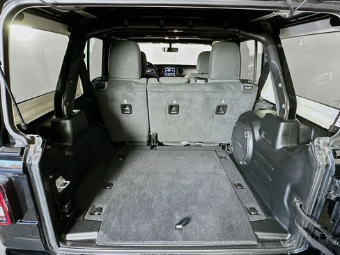 Used 2021 Jeep Wrangler Sport S w/ Sun And Sound Package image 26