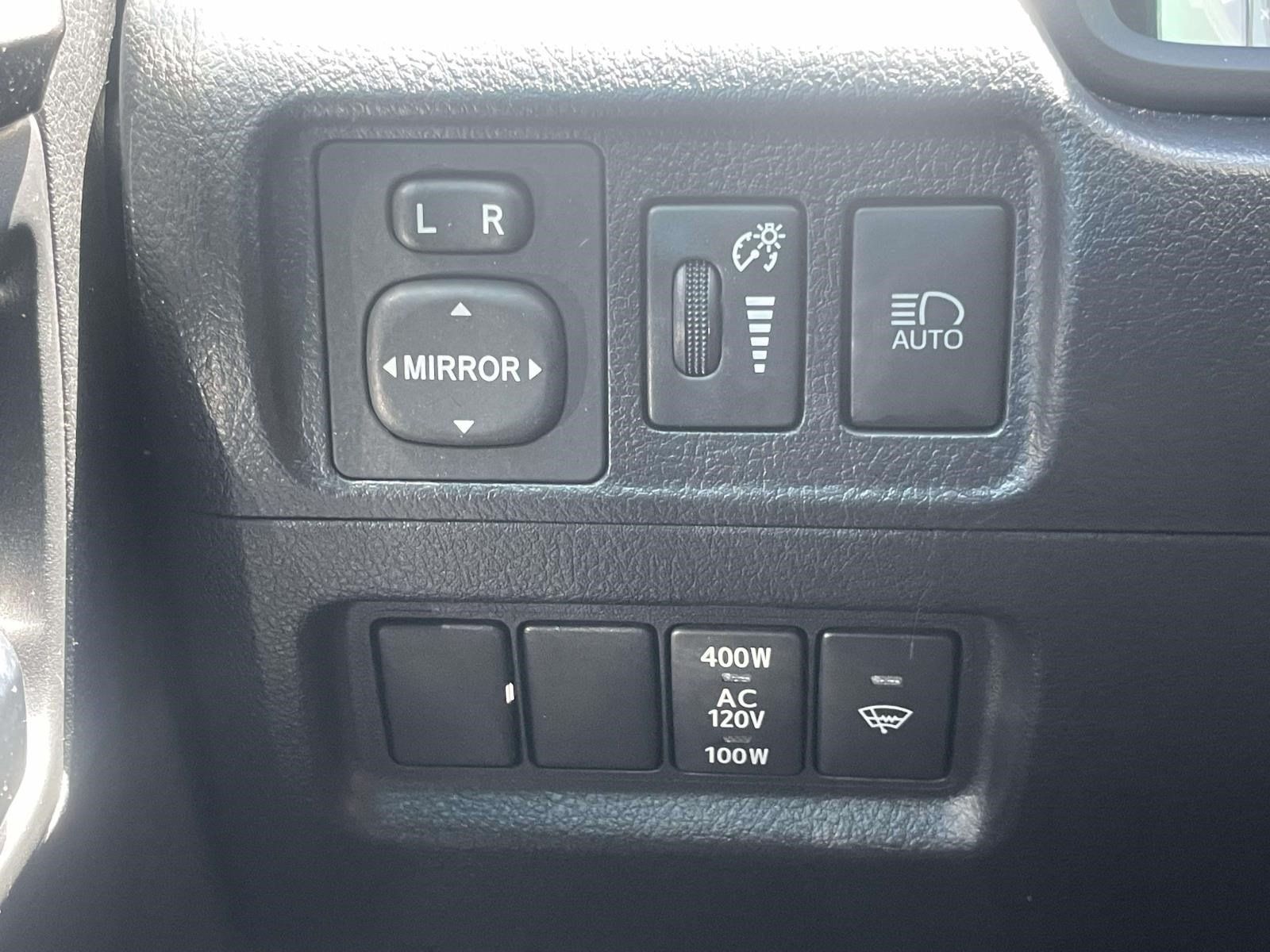 Used 2023 Toyota 4Runner TRD Off-Road Premium w/ Moonroof Package AWD/4WD image 18