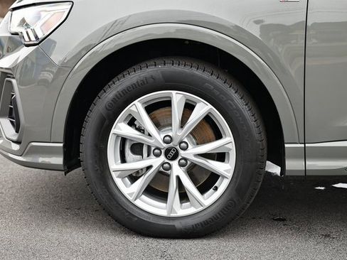 Used 2024 Audi Q3 2.0T Premium image 4