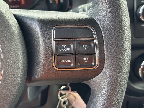Used 2015 Jeep Patriot Sport w/ Power Value Group FWD image 24
