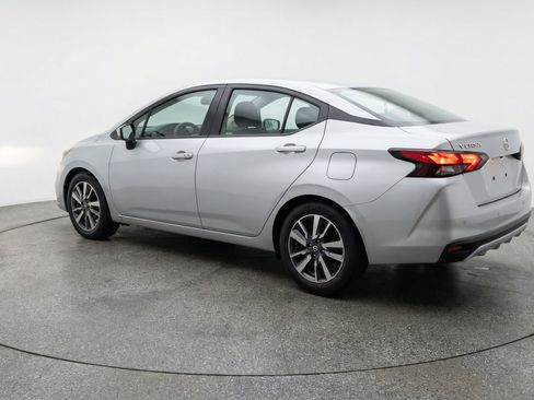 Used 2025 Nissan Versa SV FWD image 6