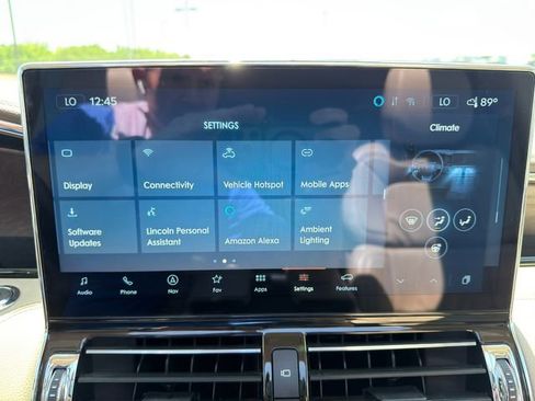Used 2024 Lincoln Navigator Premiere AWD/4WD image 39