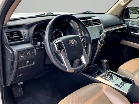 Used 2020 Toyota 4Runner Limited RWD image 15