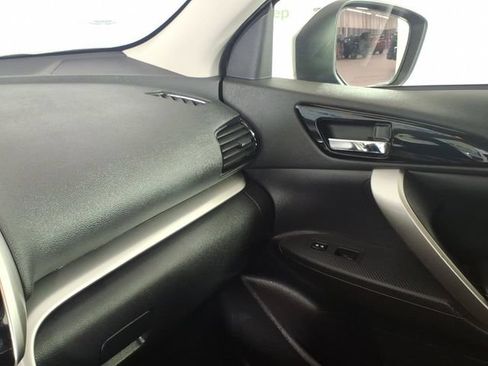 Used 2024 Mitsubishi Eclipse Cross SE AWD/4WD image 22