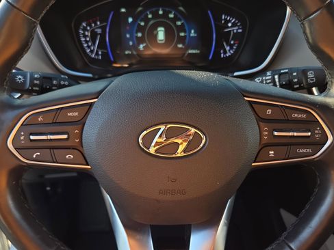 Used 2020 Hyundai Santa Fe Limited image 24