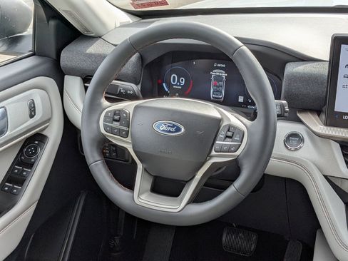 New 2026 Ford Explorer Active image 20