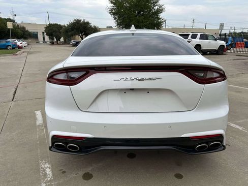 Used 2018 Kia Stinger Premium image 7