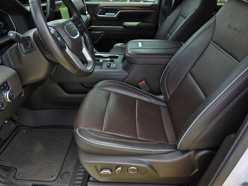 Used 2024 GMC Sierra 2500 Denali w/ Denali Reserve Package AWD/4WD image 28