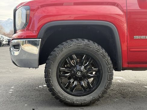 Used 2018 GMC Sierra 1500 SLE image 31