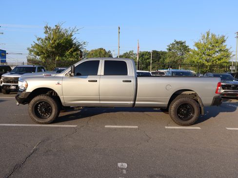 Used 2022 RAM 2500 Tradesman AWD/4WD image 18