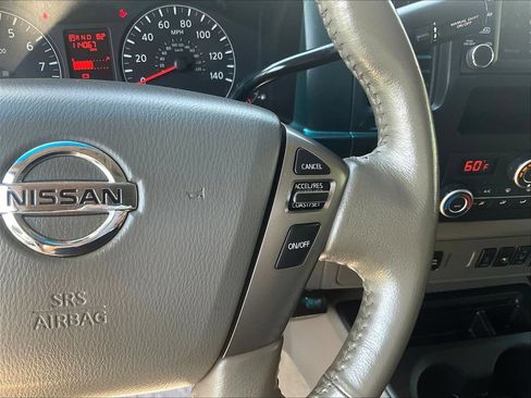 Used 2016 Nissan NV 3500 SL RWD image 13