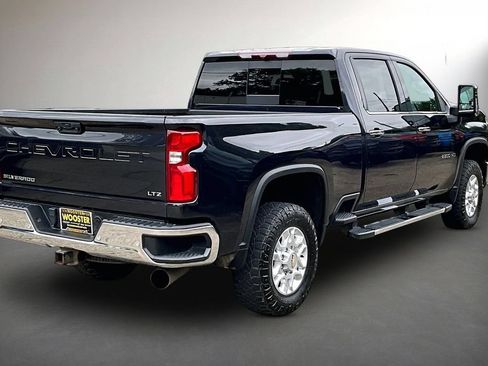 Used 2024 Chevrolet Silverado 2500 LTZ w/ LTZ Convenience Package AWD/4WD image 5