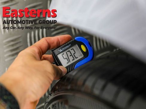 Used 2023 Nissan Altima 2.5 SR w/ SR Premium Package image 28