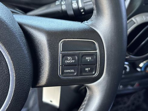 Used 2013 Jeep Wrangler Sport AWD/4WD image 12