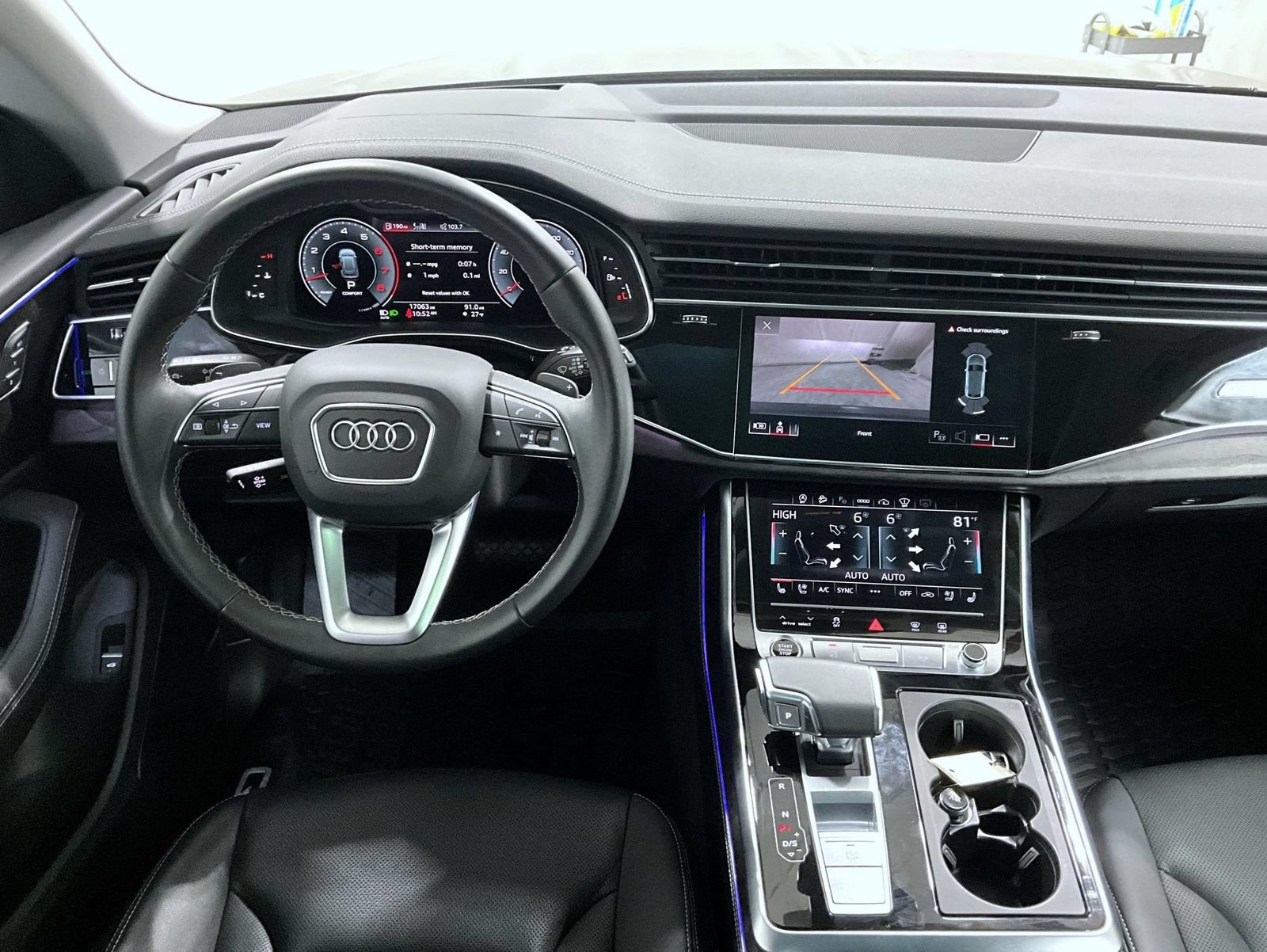 Used 2023 Audi Q8 Prestige AWD/4WD image 14