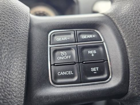 Used 2016 RAM 1500 Classic SLT image 10