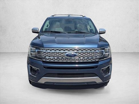 Used 2019 Ford Expedition Platinum RWD image 2