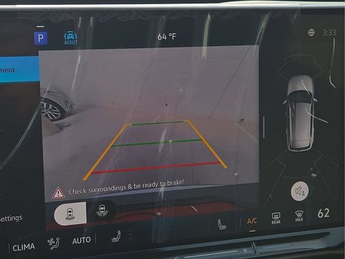 New 2026 Volkswagen Tiguan SE image 22