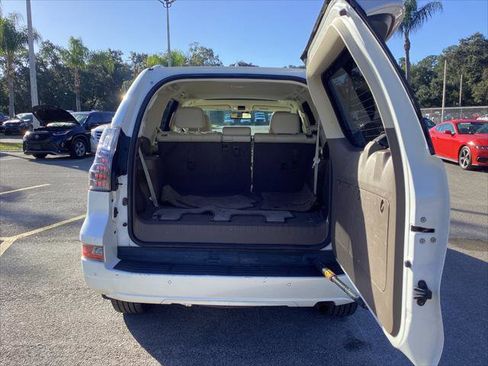 Used 2018 Lexus GX 460 Luxury image 17