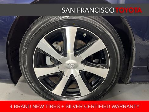 Certified 2018 Toyota Mirai Sedan image 9