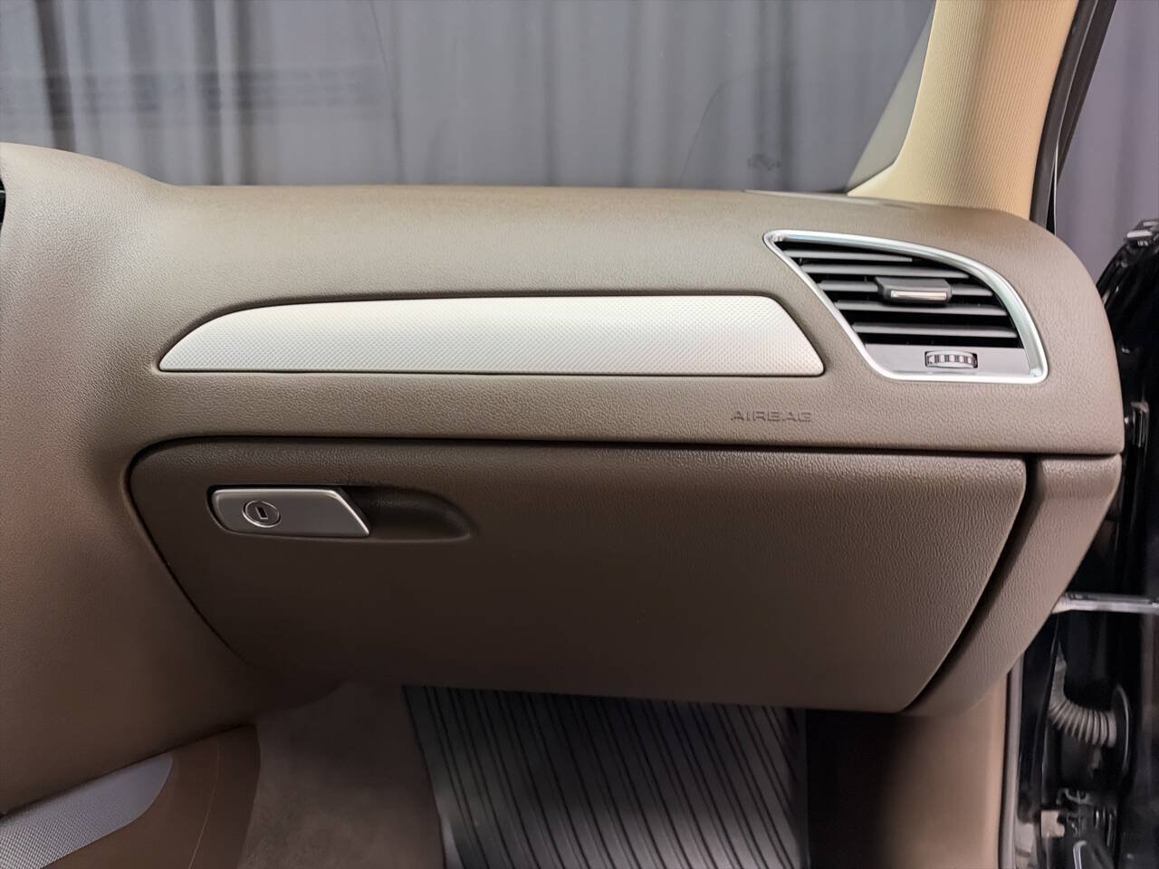 Used 2013 Audi A4 2.0T Premium FWD image 29