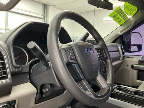 Used 2022 Ford F350 XLT w/ FX4 Off-Road Package image 15