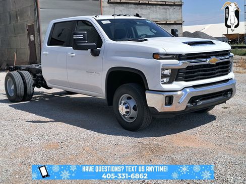 New 2026 Chevrolet Silverado 3500 LT w/ Convenience Package image 1