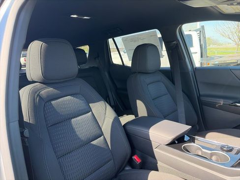 New 2026 Chevrolet Equinox LT w/ Safety and Technology Package AWD/4WD image 29