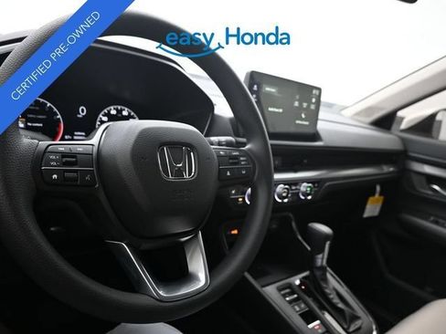 Used 2026 Honda CR-V EX image 9