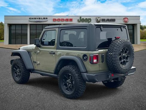 Used 2026 Jeep Wrangler Willys AWD/4WD image 5