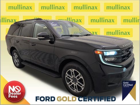 Used 2025 Ford Expedition Active RWD image 1