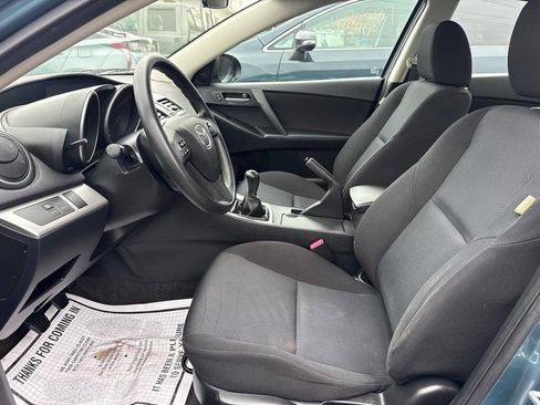 Used 2011 MAZDA MAZDA3 i Touring image 18