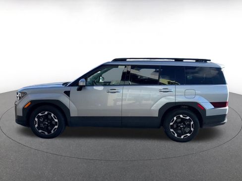 Used 2025 Hyundai Santa Fe SEL image 9