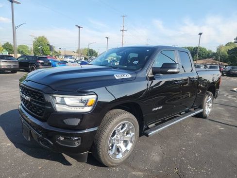 Used 2022 RAM 1500 Big Horn AWD/4WD image 2