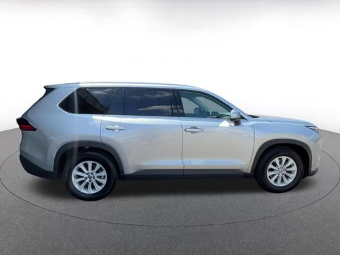 Used 2025 Toyota Grand Highlander FWD image 15