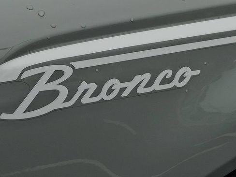 Used 2023 Ford Bronco Heritage Edition AWD/4WD image 40