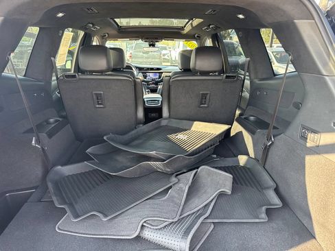 Used 2021 Cadillac XT6 Sport w/ Platinum Package AWD/4WD image 19