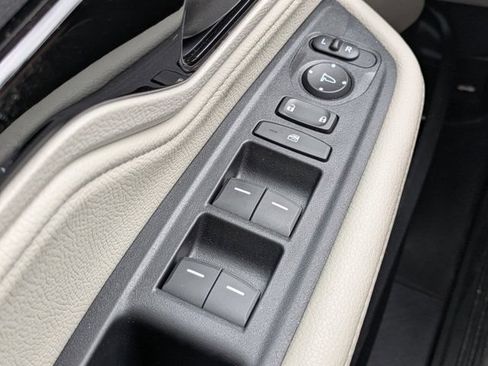 Certified 2025 Honda Odyssey Touring image 22